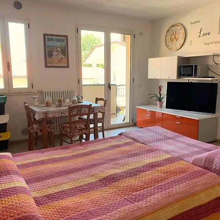 Marechiaro, A Due Passi Da E Fiera Apartment